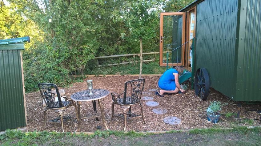 Glamping Malvern Shepherd Hut מראה חיצוני תמונה